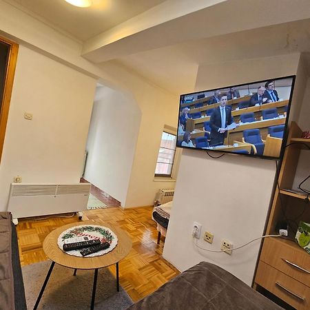 Apartman Ellye Lukavica المظهر الخارجي الصورة